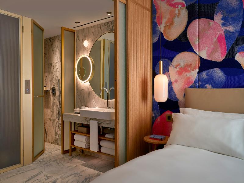 The BoTree London, Curio Collection by Hilton - Oda