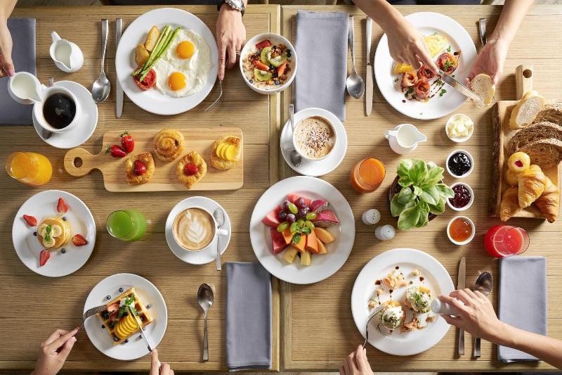 Phuket Marriott Resort & Spa, Merlin Beach - Restoran