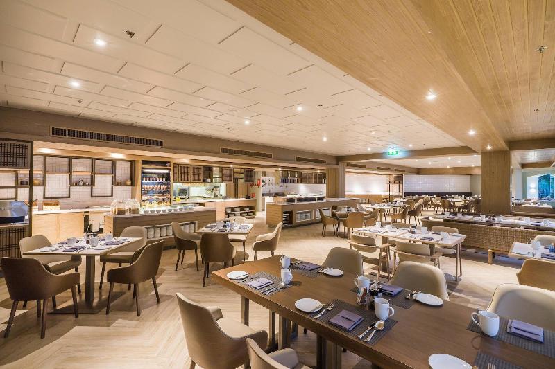 Phuket Marriott Resort & Spa, Merlin Beach - Restoran