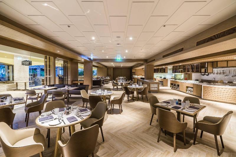 Phuket Marriott Resort & Spa, Merlin Beach - Restoran