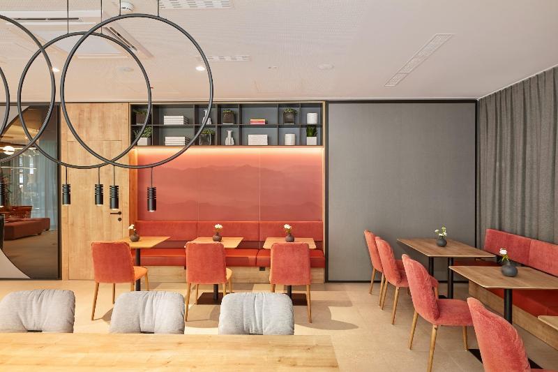 H+ Hotel Frankfurt Eschborn - Lobi