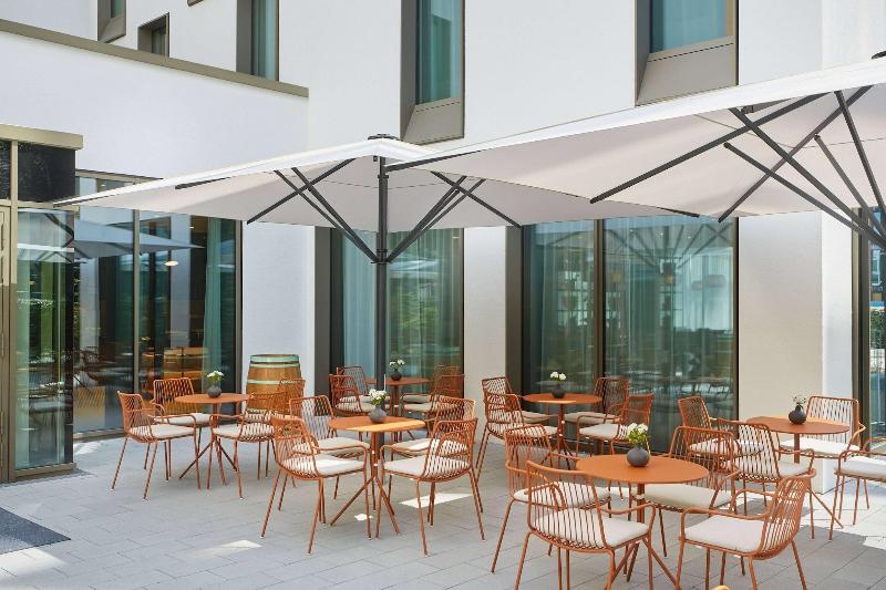 H+ Hotel Frankfurt Eschborn - Teras