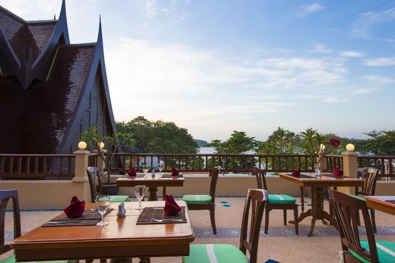 Chanalai Garden Resort - Restoran