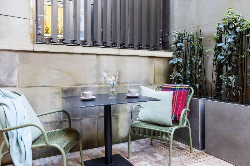 Virgin Hotels Edinburgh - Teras