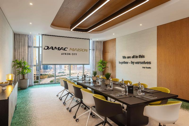 Damac Maison Aykon City Dubai - Toplantı