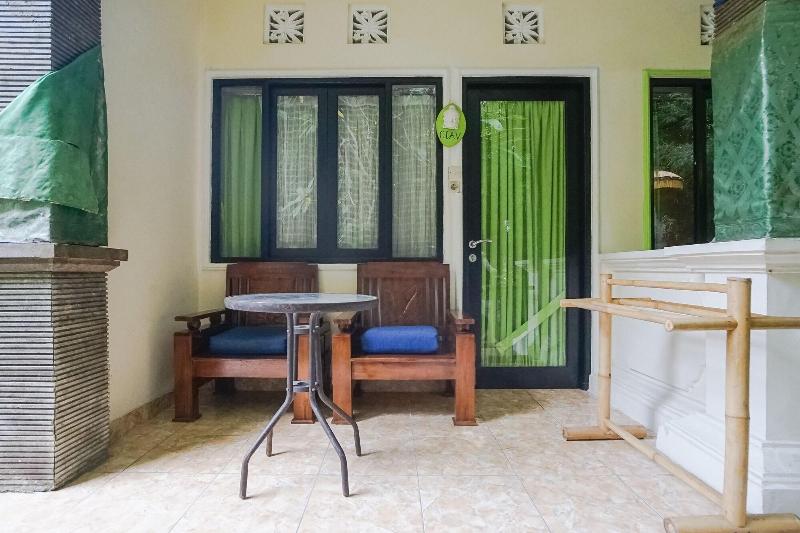 Green View Ubud Hostel Bali By Zuzu - Oda