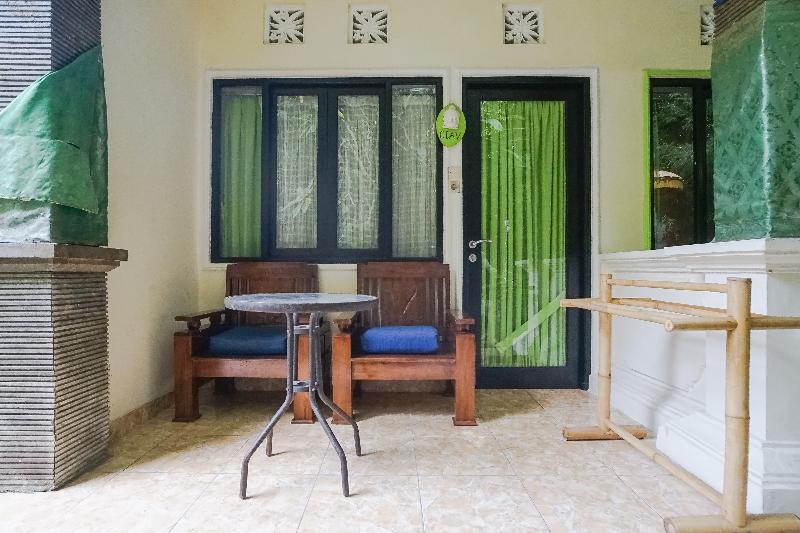 Green View Ubud Hostel Bali By Zuzu - Oda