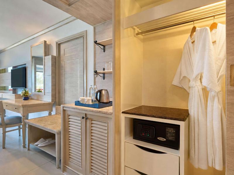 Novotel Phuket Resort - Oda