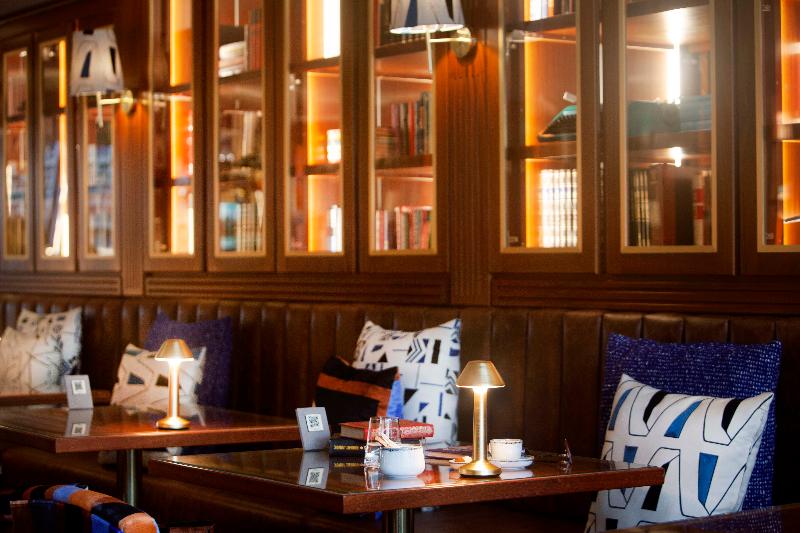 Wine & Books Porto Hotel - Bar