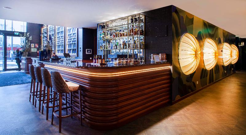 Wine & Books Porto Hotel - Bar
