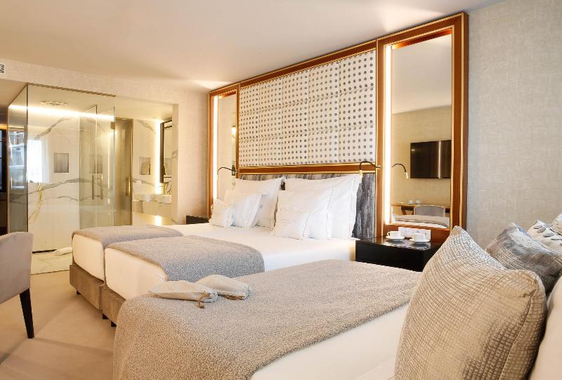 Wine & Books Porto Hotel - Oda