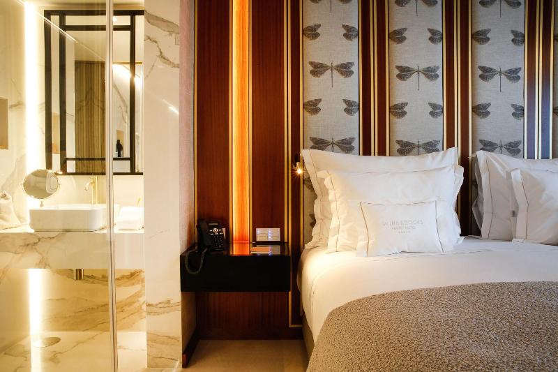 Wine & Books Porto Hotel - Oda