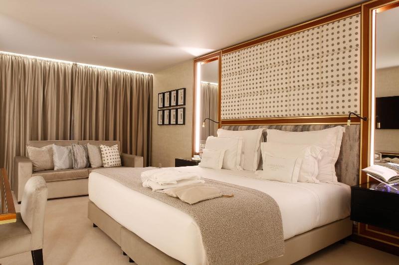 Wine & Books Porto Hotel - Oda