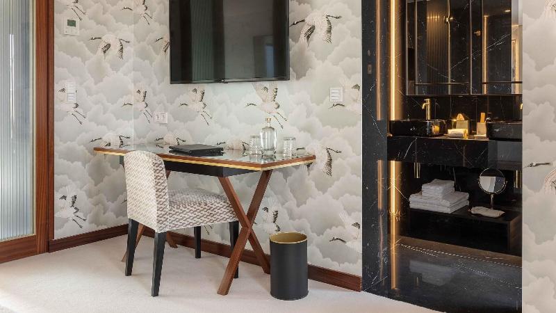 Wine & Books Porto Hotel - Oda