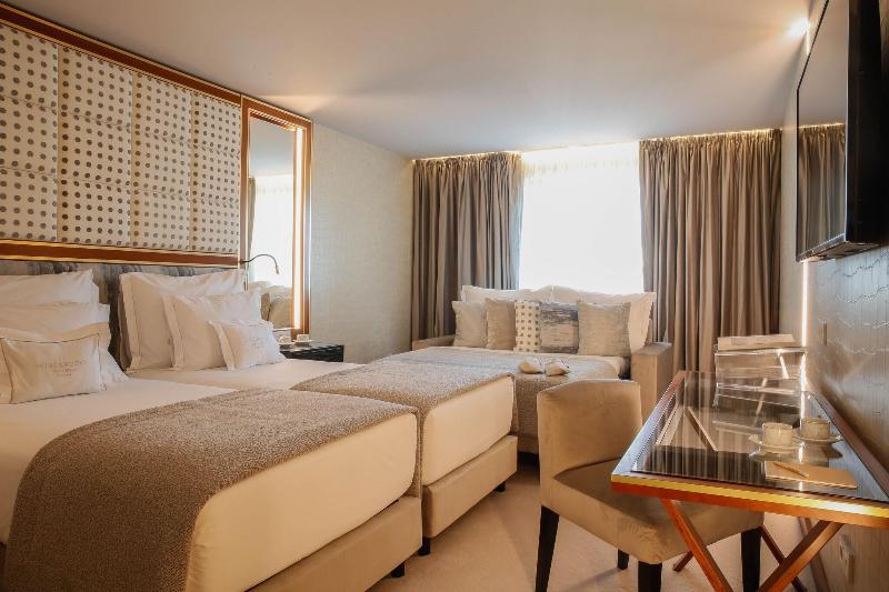 Wine & Books Porto Hotel - Oda