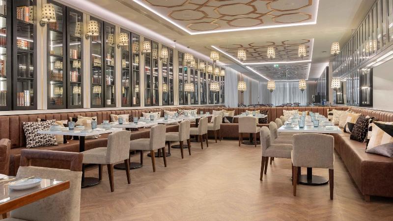 Wine & Books Porto Hotel - Restoran