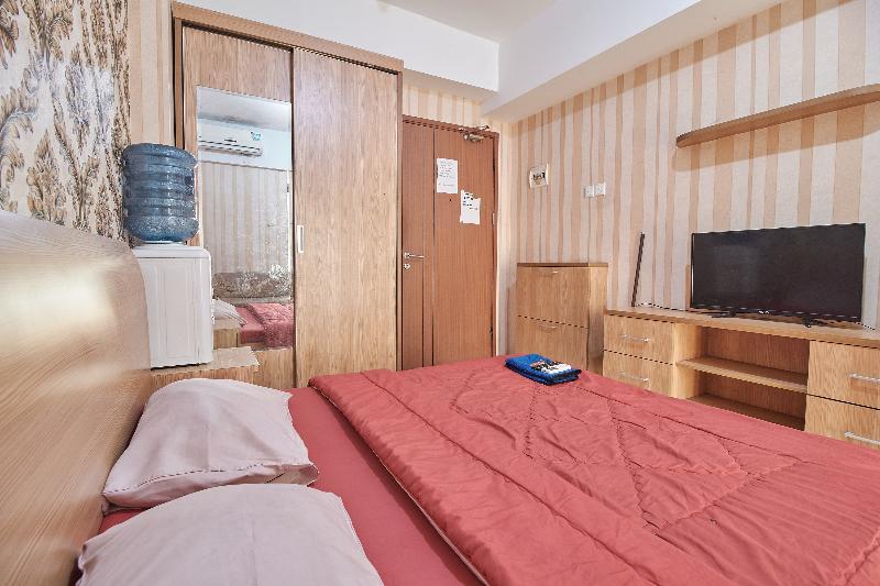 Apartment Green Lake Ciputat By Celebrity Room - Oda