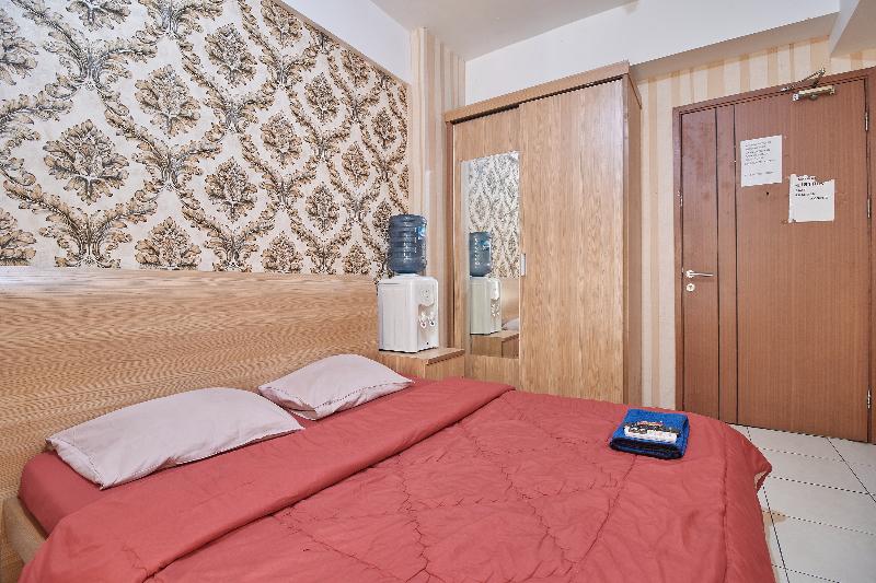 Apartment Green Lake Ciputat By Celebrity Room - Oda