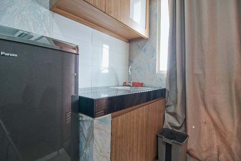Apartment Green Lake Ciputat By Celebrity Room - Oda