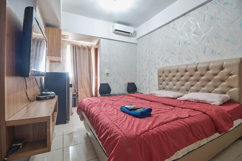 Apartment Green Lake Ciputat By Celebrity Room - Oda