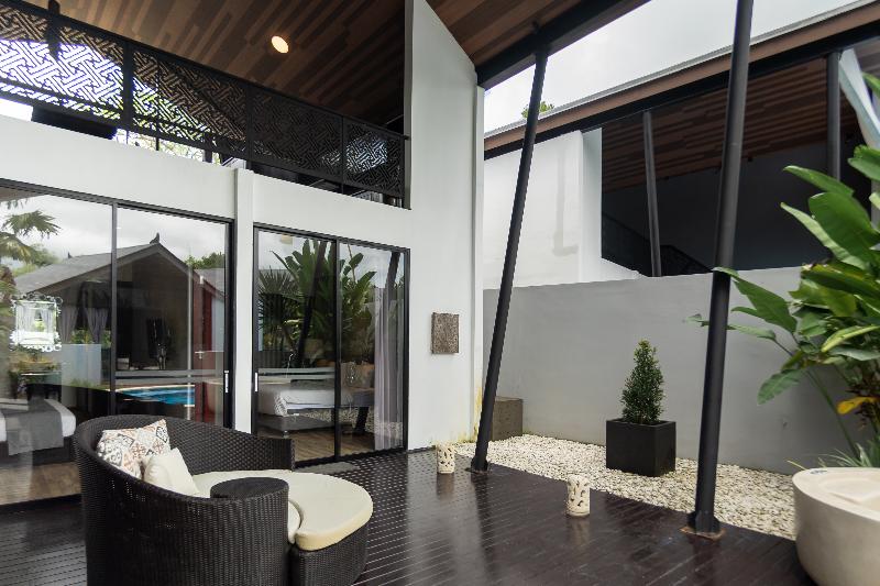 Lealands Villa By Zuzu - Lobi
