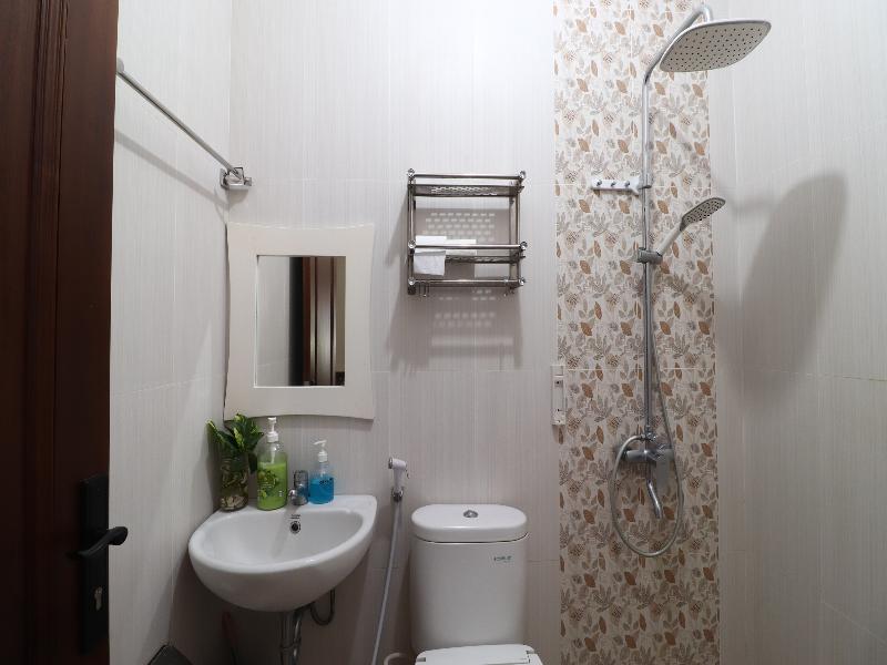 Bisma Balcony Homestay By Zuzu - Oda