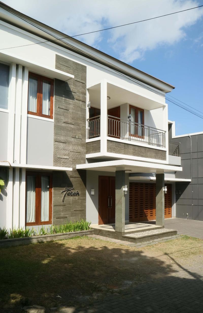 Rumah Teteh - Plemburan By Zuzu - Genel