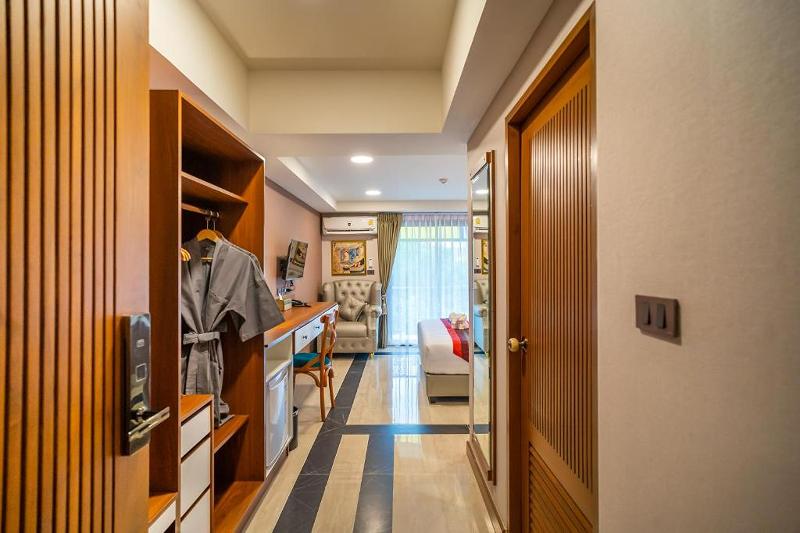 Siri Nakornpink Chiang Mai Hotel By Zuzu - Oda