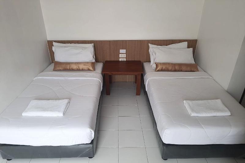 Patong Bay Inn By Zuzu - Oda