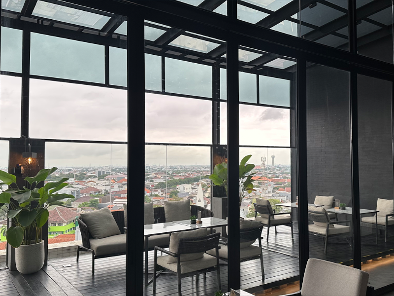 Rez Hotel Semarang - Bar