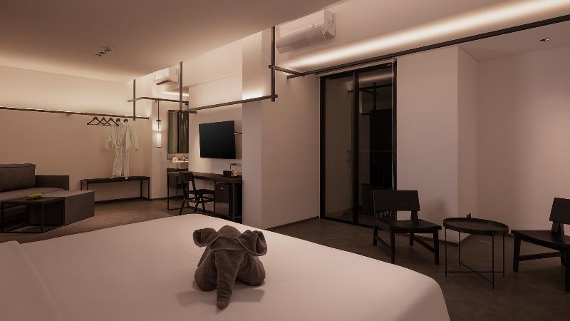 Rez Hotel Semarang - Genel
