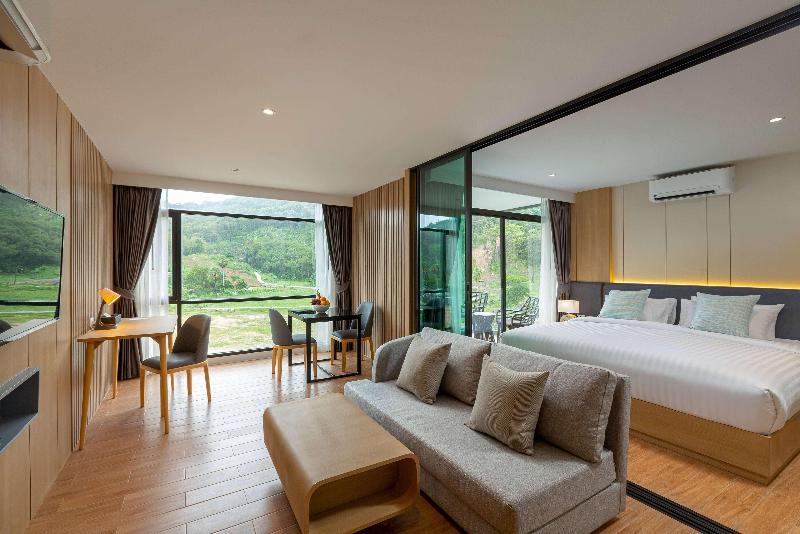 Wyndham Garden Naithon Phuket - Oda