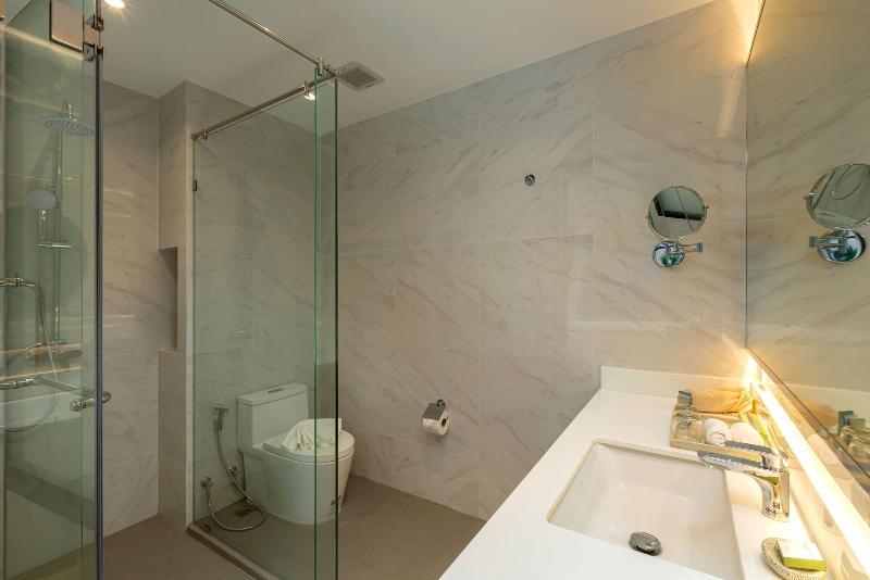 Wyndham Garden Naithon Phuket - Oda