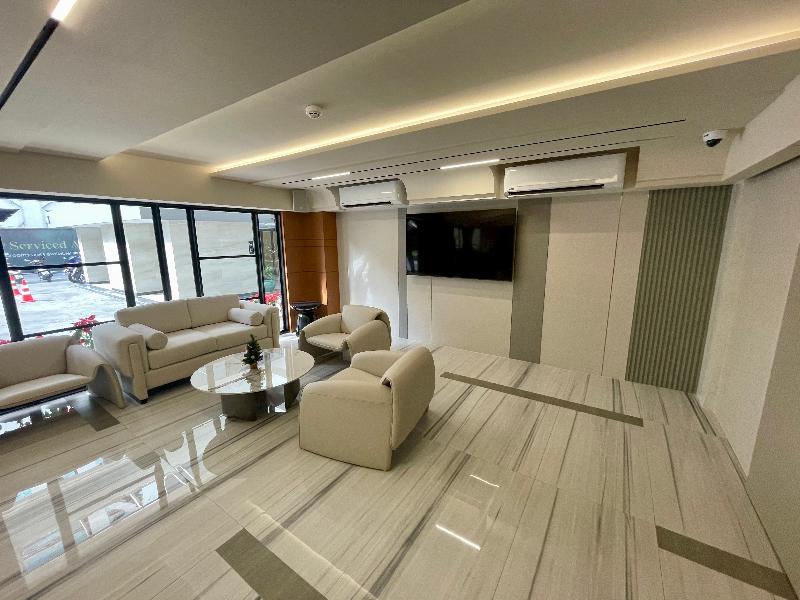 Floral Court Hotel and Residence - Lobi