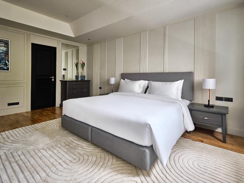Floral Court Hotel and Residence - Oda