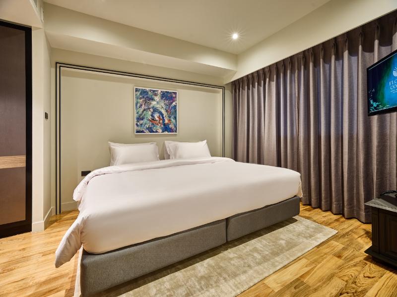 Floral Court Hotel and Residence - Oda