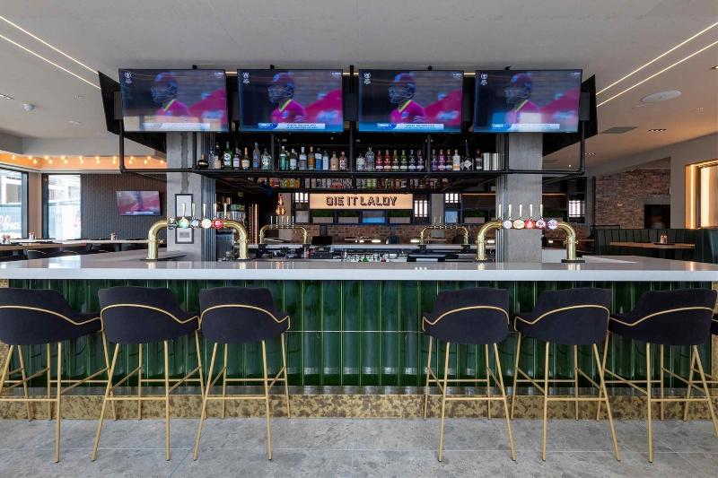Sandman Signature Glasgow Hotel - Bar