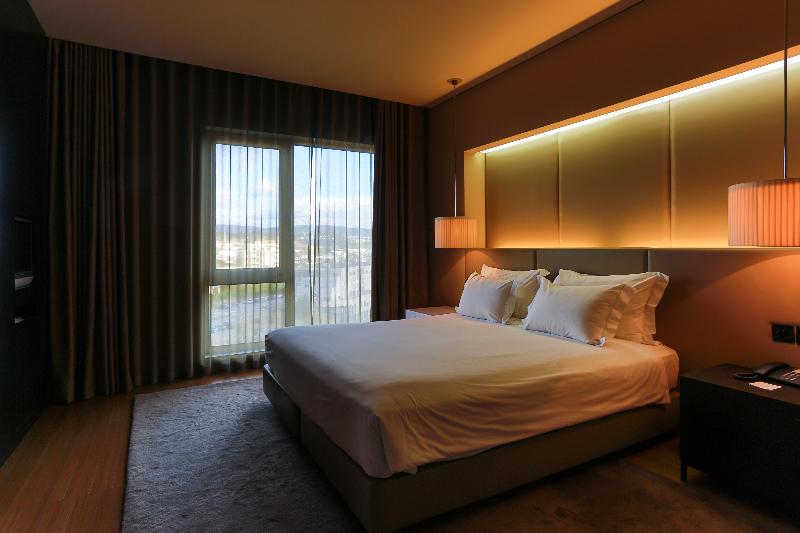 Golden Tulip São João da Madeira - Oda
