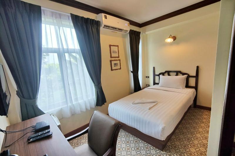 Baan Chao Khun Hotel By Zuzu - Oda