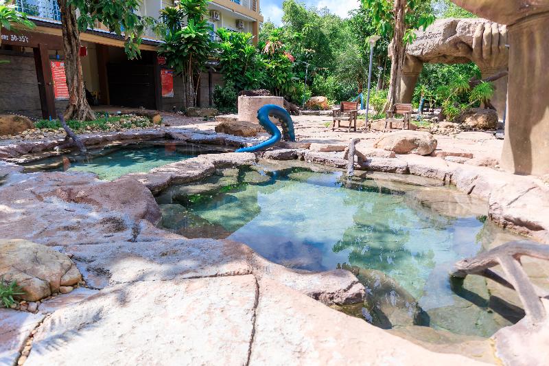 Saline Hot Spring Resort - Genel