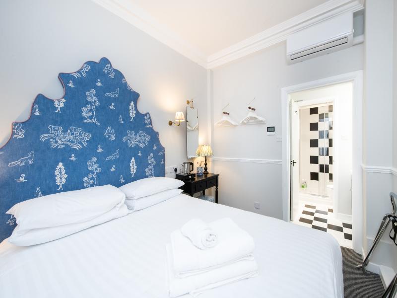 Americana Hotel - Oda