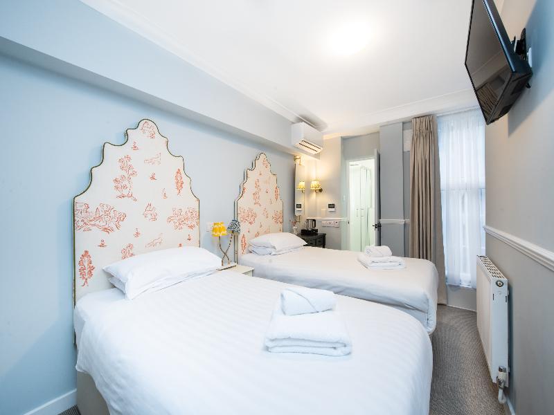 Americana Hotel - Oda