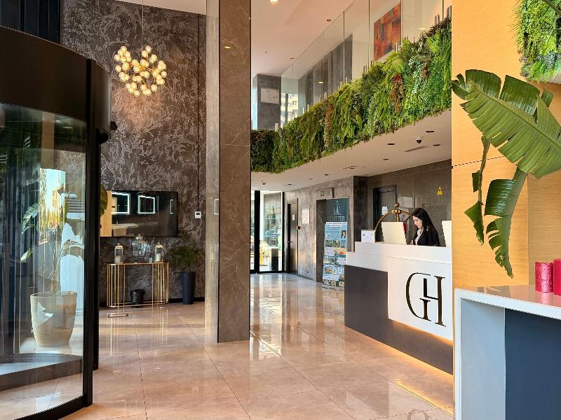 The Grandeur Hotel - Genel