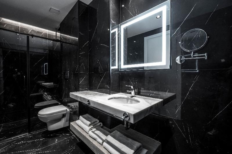 The Grandeur Hotel - Oda