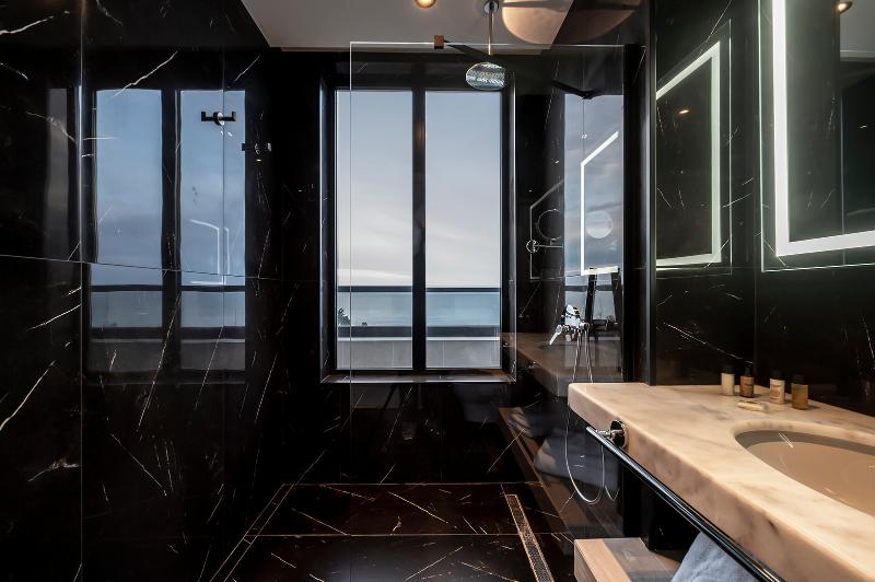 The Grandeur Hotel - Oda