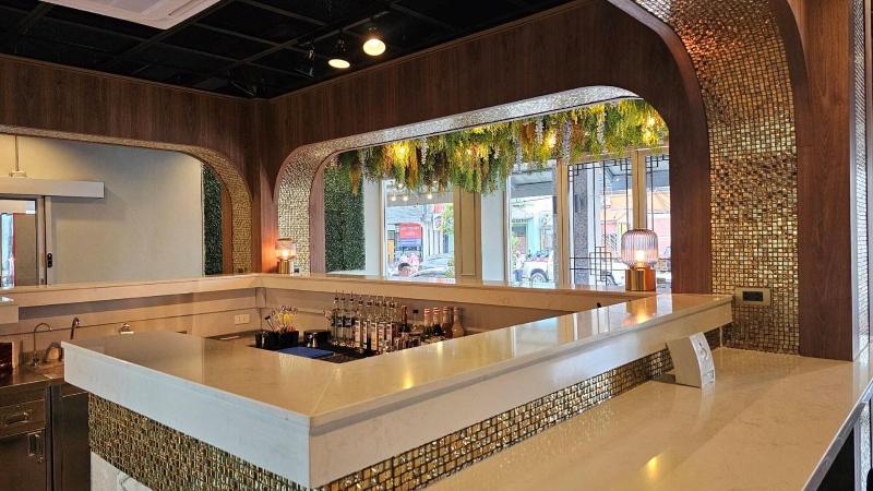 Montree Phuket Hotel - Bar