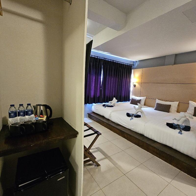 Montree Phuket Hotel - Oda