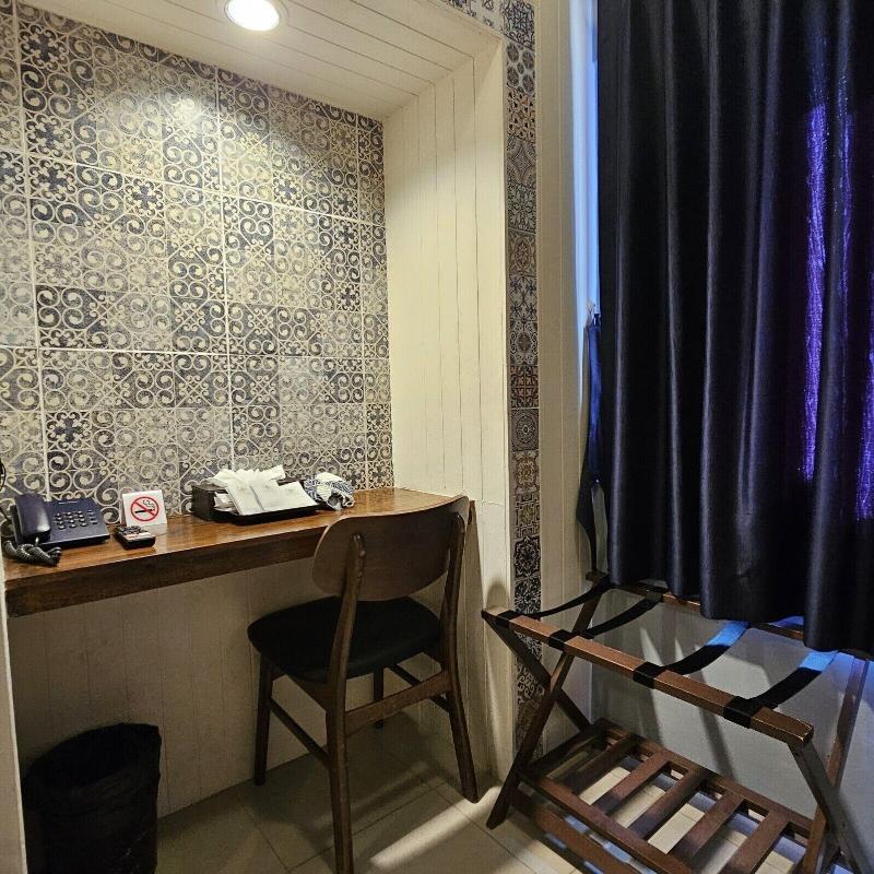 Montree Phuket Hotel - Oda