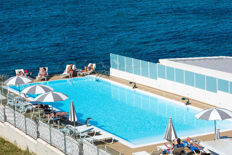 Marina di Petrolo Apartments - Havuz