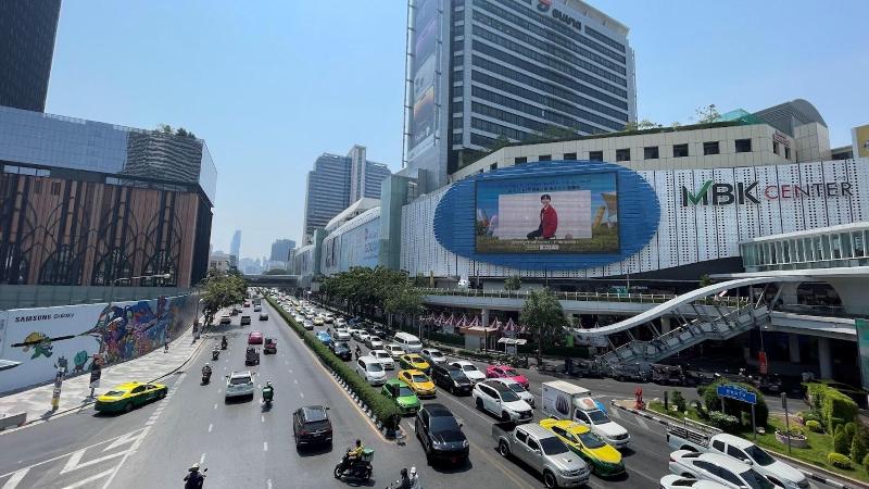 Lumen Bangkok Udomsuk Station - Genel